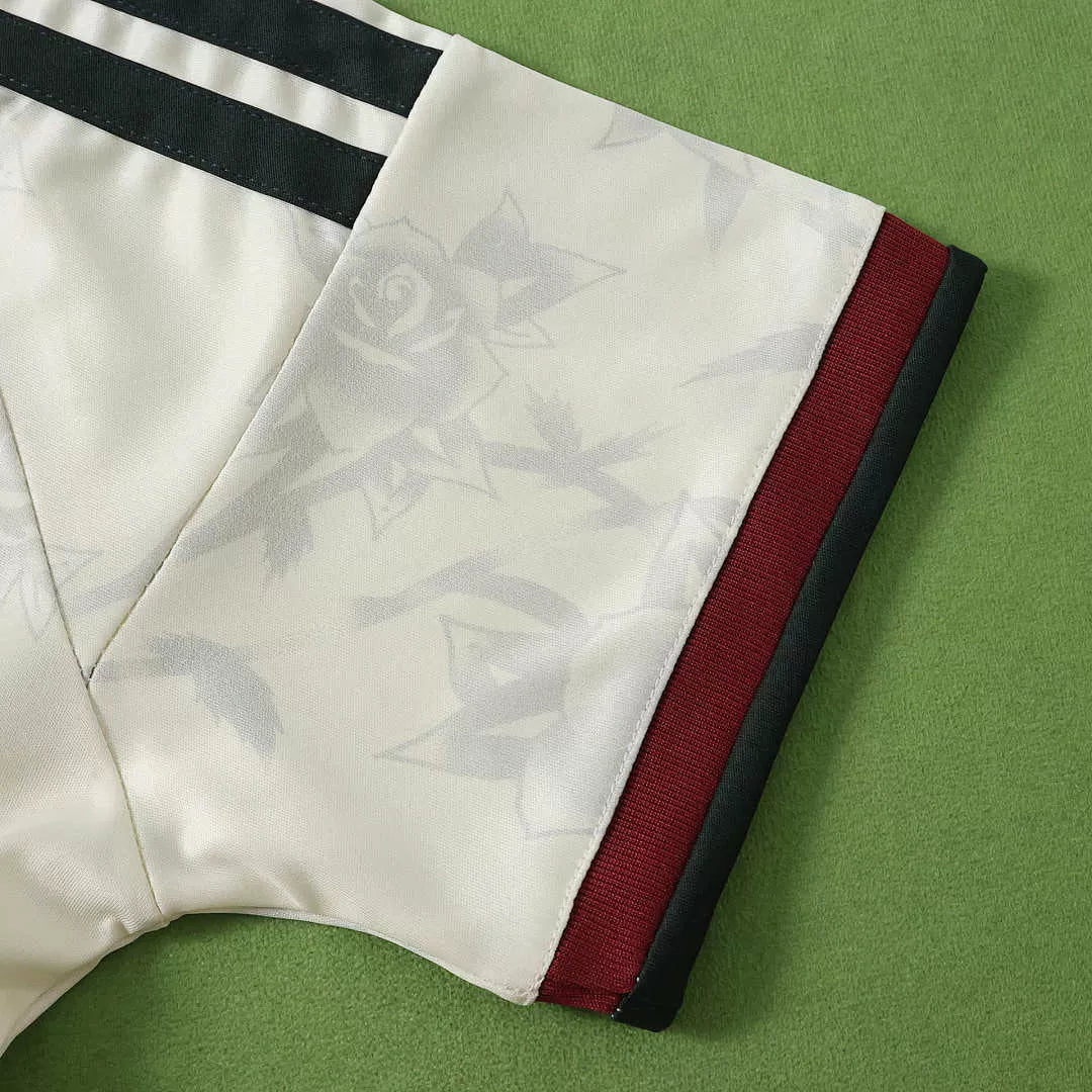 Maglia Manchester United Third 26/27 Donna Bianco | Maglia da Calcio - CalcioVivo