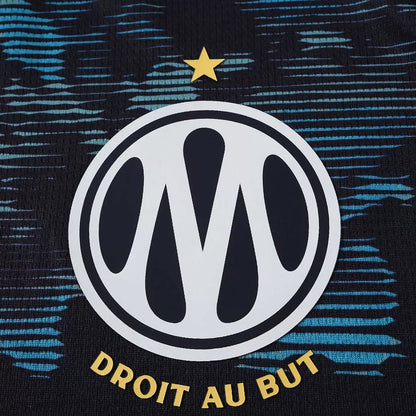 Maglia Marseille Away 26/27 Uomo Nero con dettagli Azzurro | Maglia da Calcio