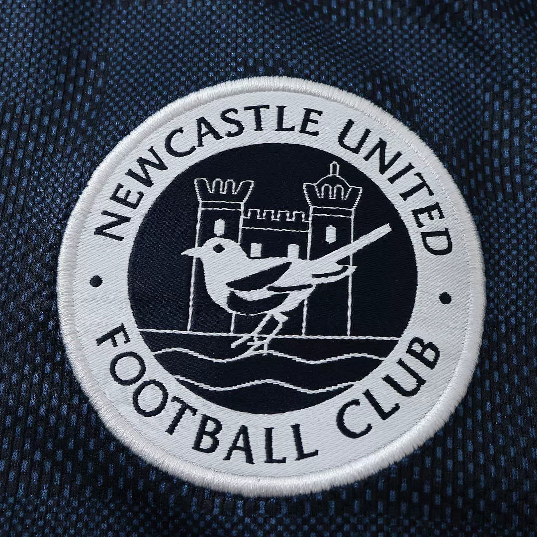 Maglia Newcastle Away 26/27 Uomo Blu Navy | Maglia da Calcio - CalcioVivo