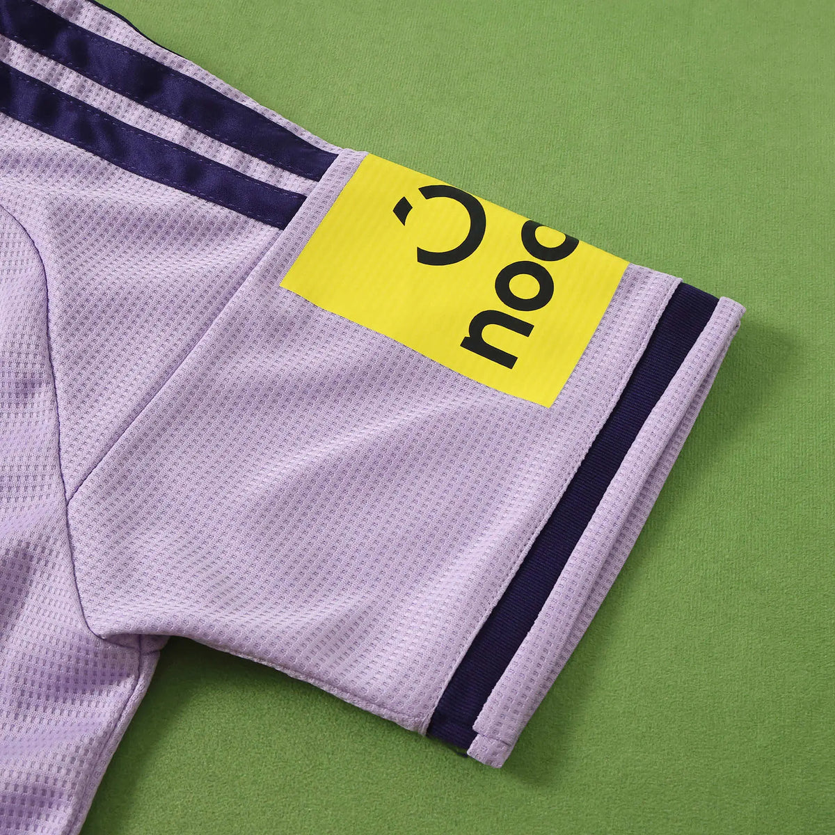 Maglia Newcastle Third 26/27 Uomo Grigio Perla | Maglia da Calcio - CalcioVivo
