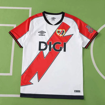 Maglia Rayo Vallecano Home 26/27 Uomo Bianco e Rosso | Maglia da Calcio - CalcioVivo