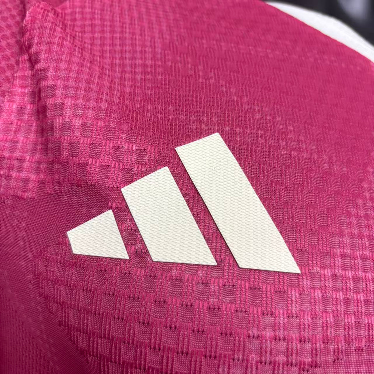 Maglia Real Madrid Away 26/27 Player Uomo Rosso | Maglia da Calcio - CalcioVivo
