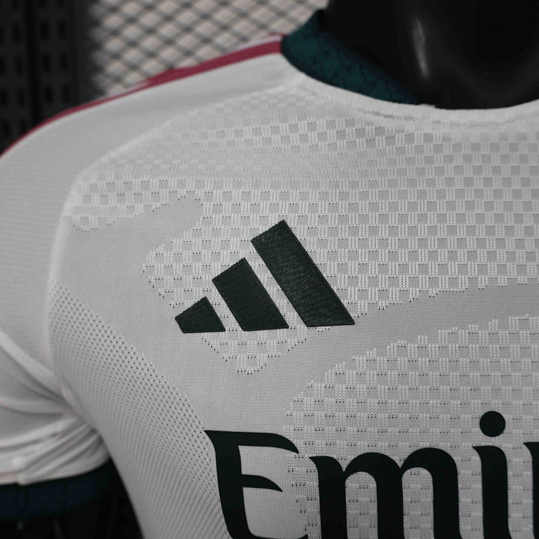 Maglia Real Madrid Home 26/27 Player Uomo Bianco | Maglia da Calcio - CalcioVivo
