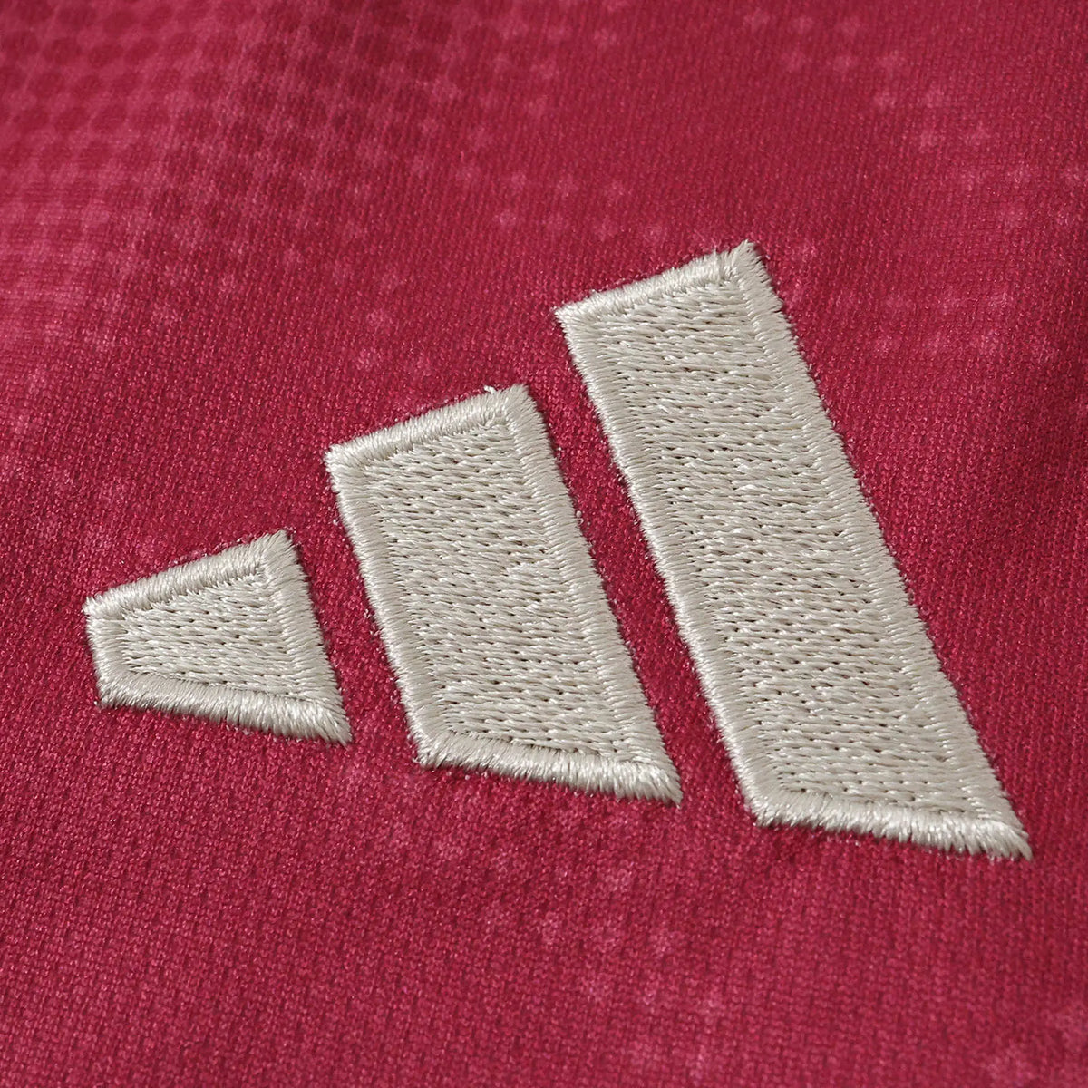 Maglia Real Madrid Third 26/27 Donna Rosa | Maglia da Calcio - CalcioVivo