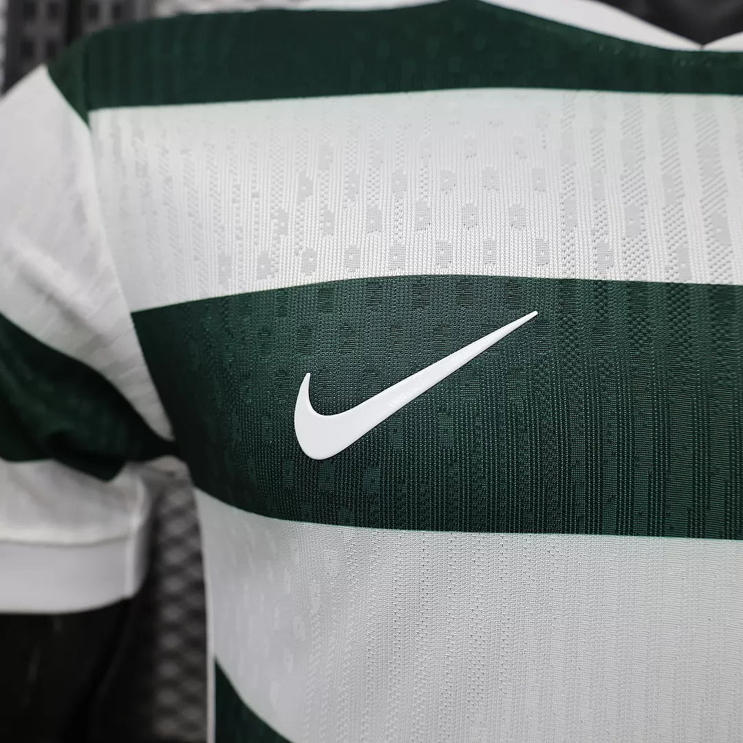 Maglia Sporting Home 26/27 Player Uomo Verde e Bianco | Maglia da Calcio - CalcioVivo