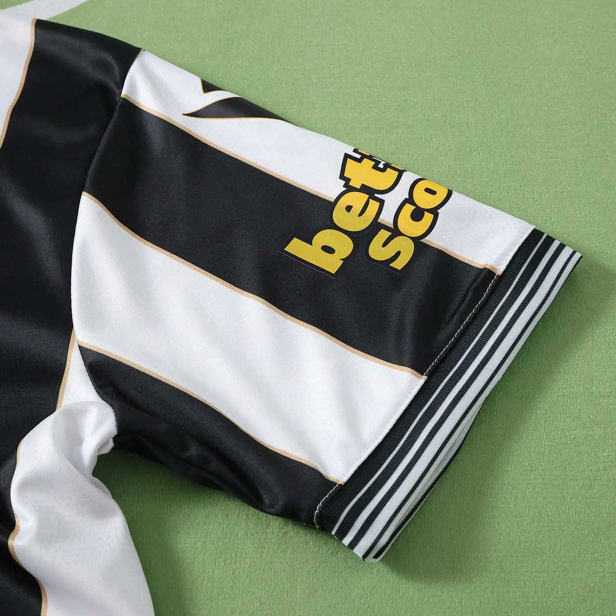 Maglia Udinese Home 26/27 Uomo Bianco e Nero | Maglia da Calcio - CalcioVivo