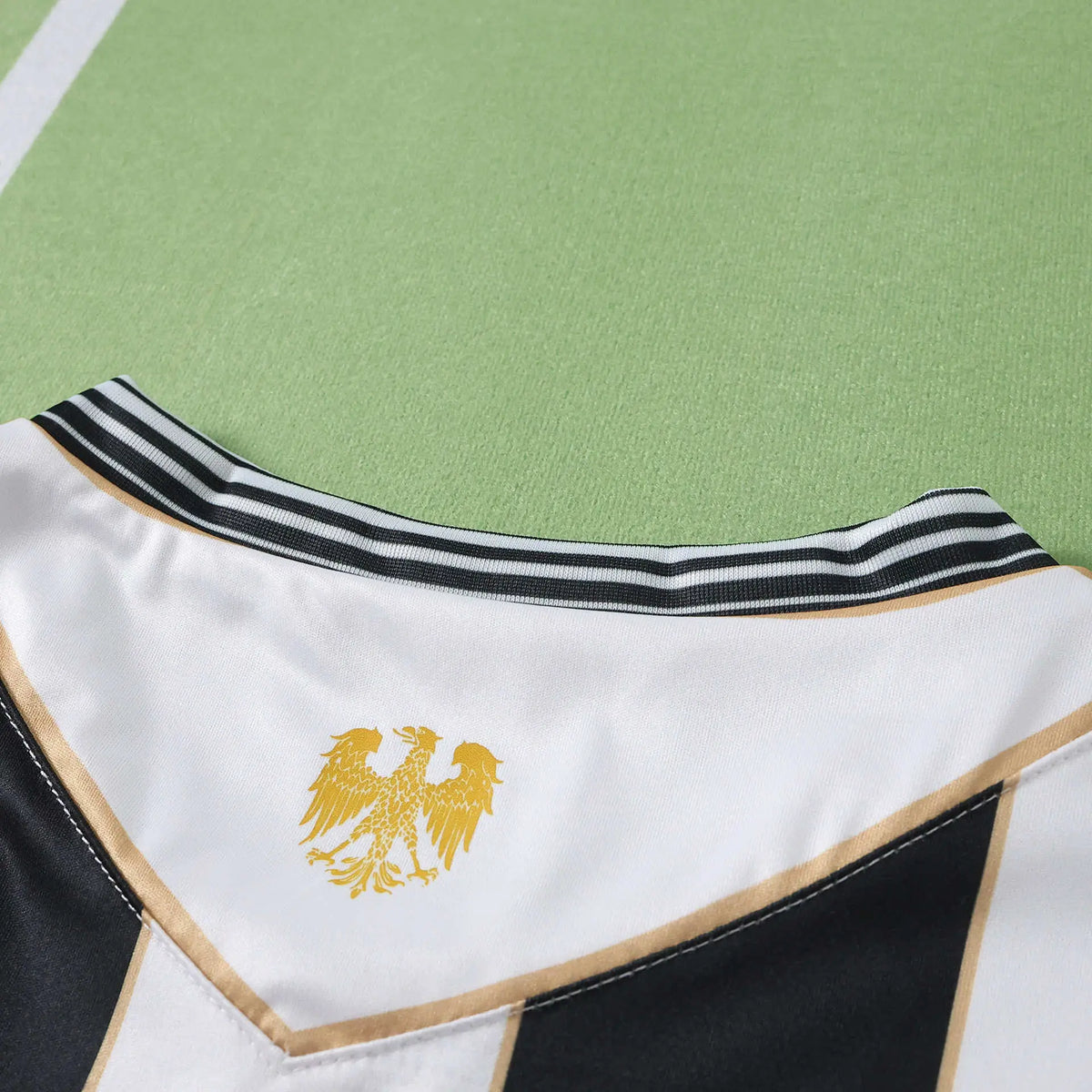 Maglia Udinese Home 26/27 Uomo Bianco e Nero | Maglia da Calcio - CalcioVivo