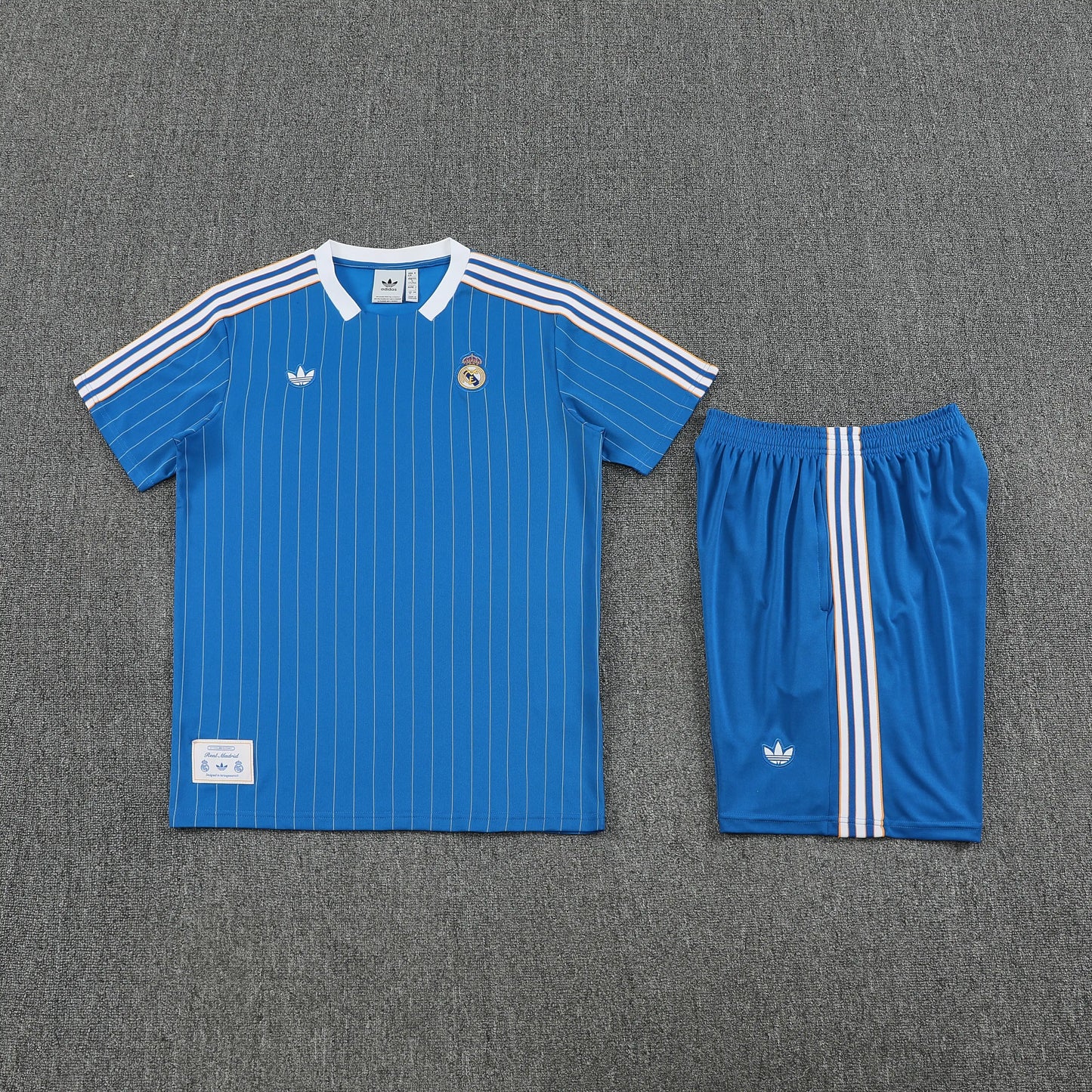Real Madrid Icons Blue 25/26 Training Kit | Football Kit