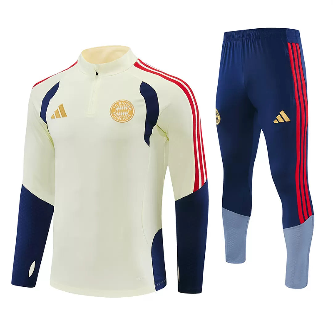 Tuta Bayern Munich 26/27 Uomo Bianco Crema e Blu Navy | Tuta da Calcio - CalcioVivo