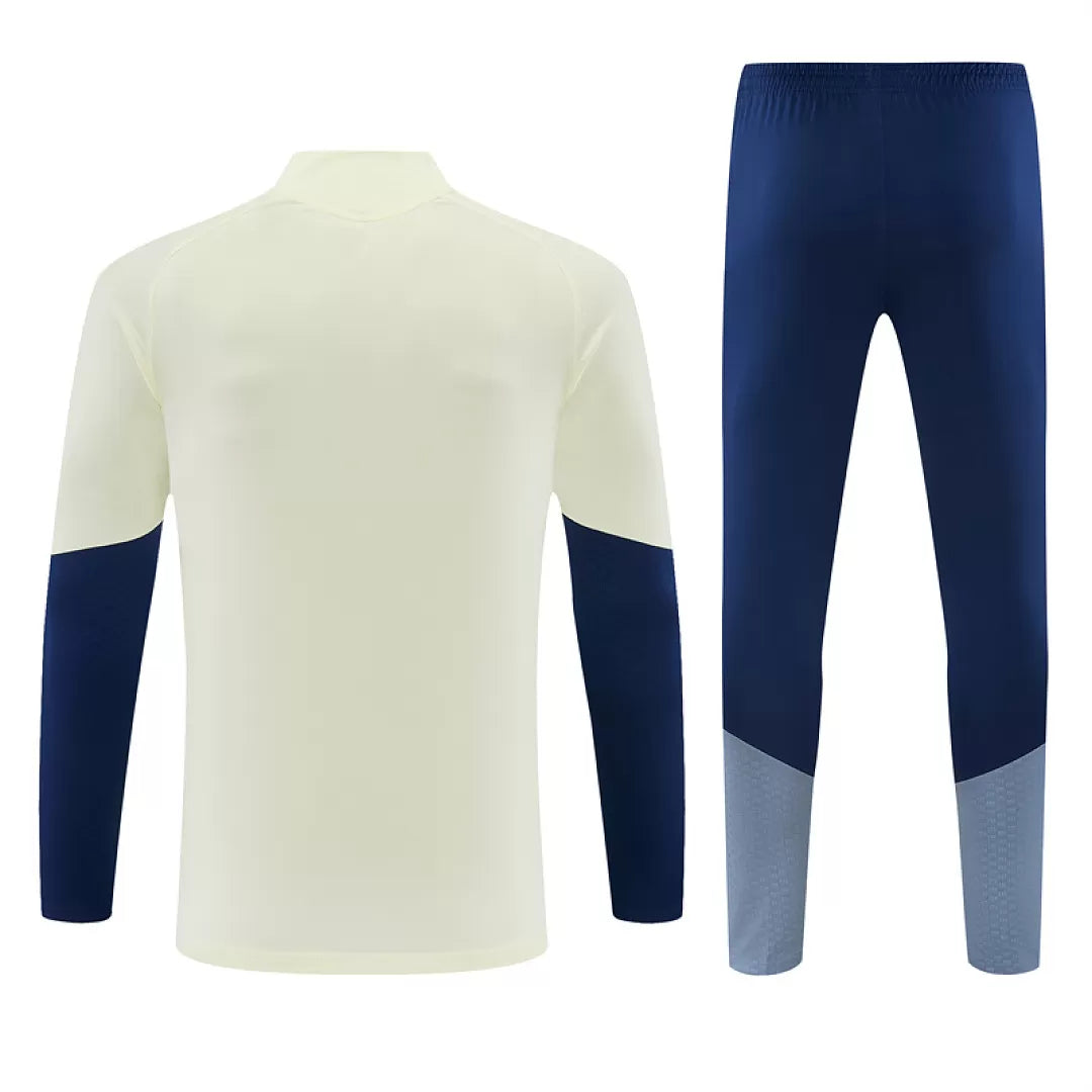 Tuta Bayern Munich 26/27 Uomo Bianco Crema e Blu Navy | Tuta da Calcio - CalcioVivo