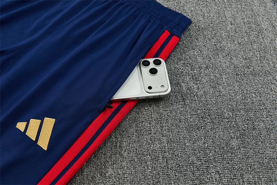 Tuta Bayern Munich 26/27 Uomo Blu Navy | Tuta da Calcio - CalcioVivo
