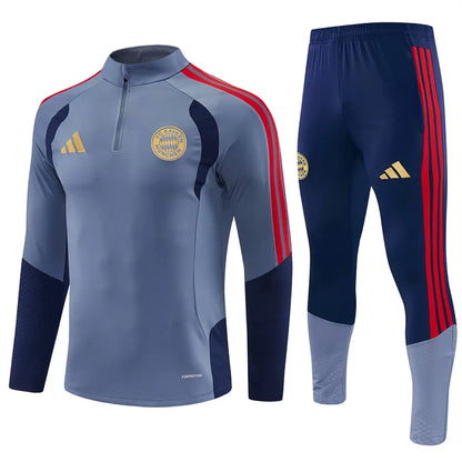 Tuta Bayern Munich 26/27 Uomo Grigio/Blu Navy | Tuta da Calcio - CalcioVivo
