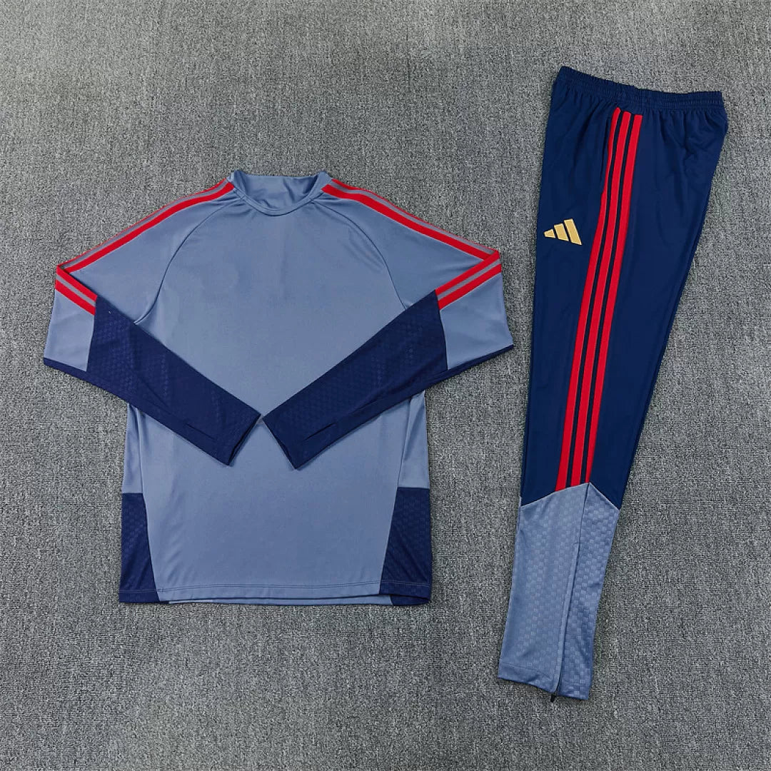 Tuta Bayern Munich 26/27 Uomo Grigio/Blu Navy | Tuta da Calcio - CalcioVivo