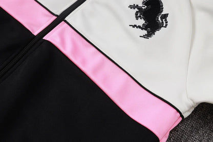 Tuta Full-zip Juventus 26/27 Uomo Bianco/Nero/Rosa | Tuta da Calcio - CalcioVivo