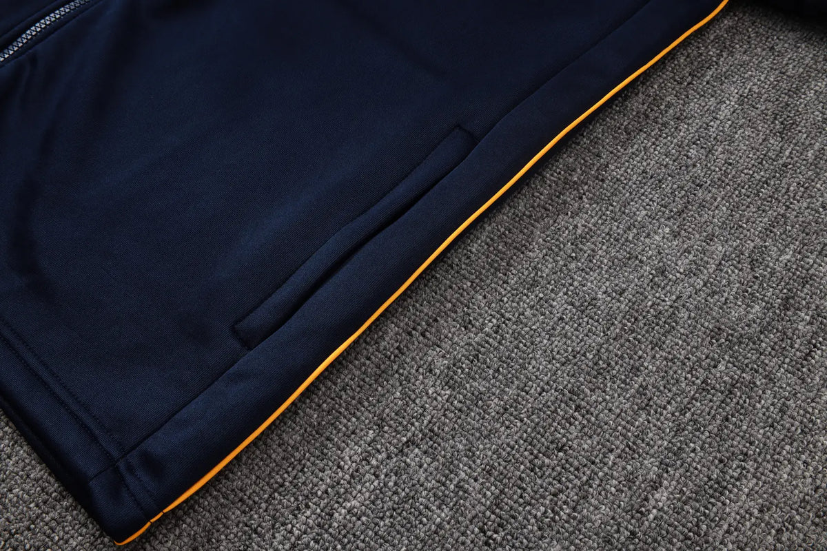 Tuta Full-zip Barcelona 26/27 Uomo Blu Navy | Tuta da Calcio - CalcioVivo