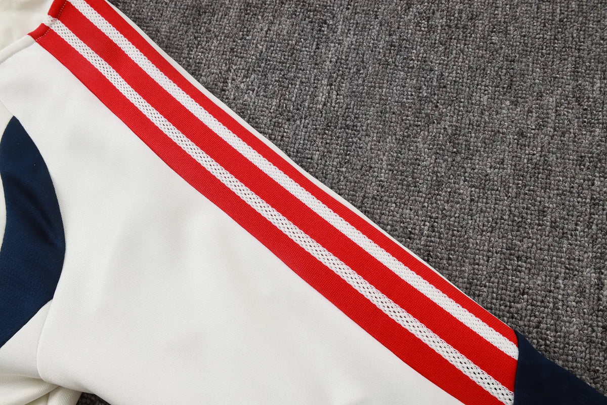 Tuta Full-zip Bayern Munich 26/27 Uomo Bianco e Blu Navy | Tuta da Calcio - CalcioVivo