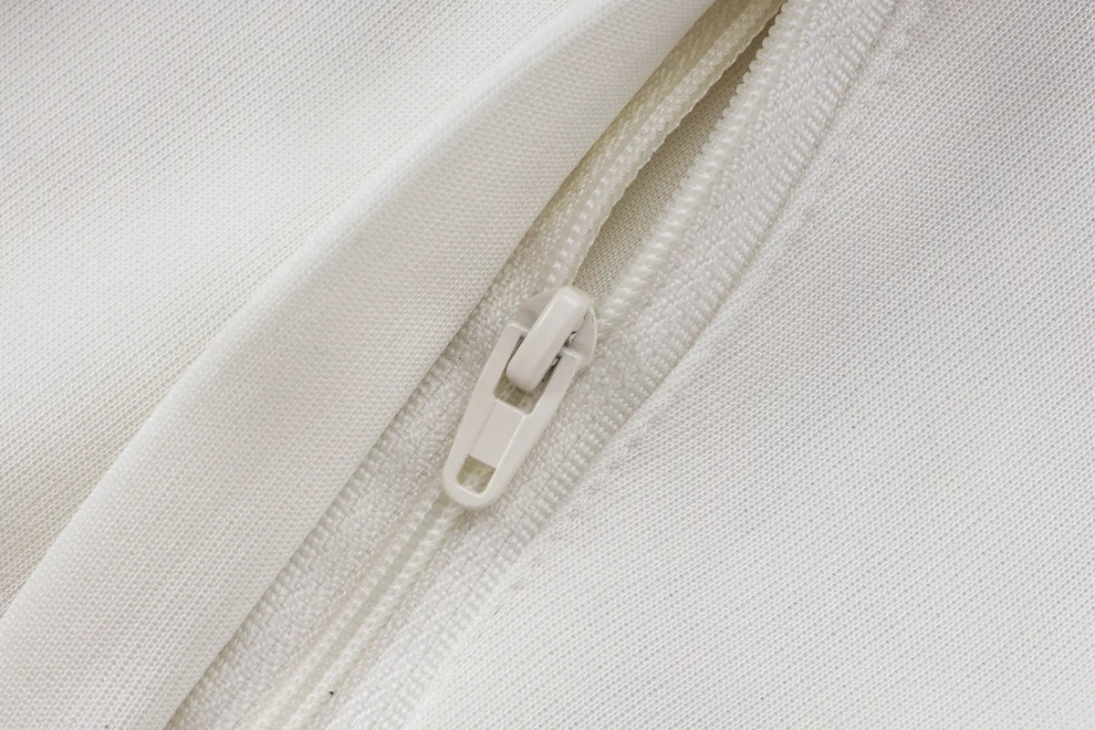 Tuta Full-zip Bayern Munich 26/27 Uomo Bianco e Blu Navy | Tuta da Calcio - CalcioVivo