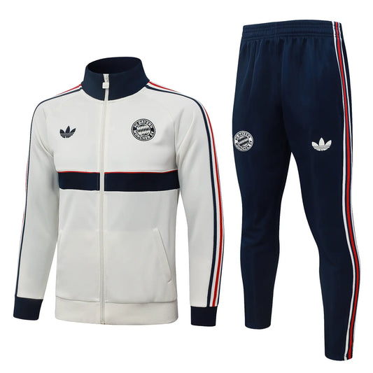 Tuta Full-zip Bayern Munich 26/27 Uomo Bianco e Blu Navy | Tuta da Calcio - CalcioVivo