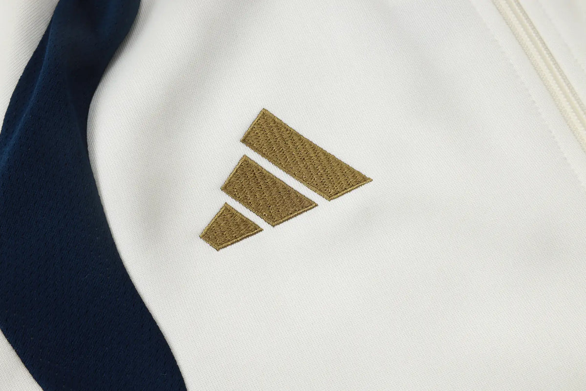 Tuta Full-zip Bayern Munich 26/27 Uomo Bianco e Blu Navy | Tuta da Calcio - CalcioVivo