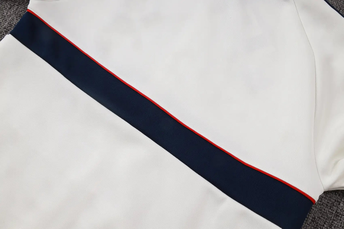 Tuta Full-zip Bayern Munich 26/27 Uomo Bianco e Blu Navy | Tuta da Calcio - CalcioVivo