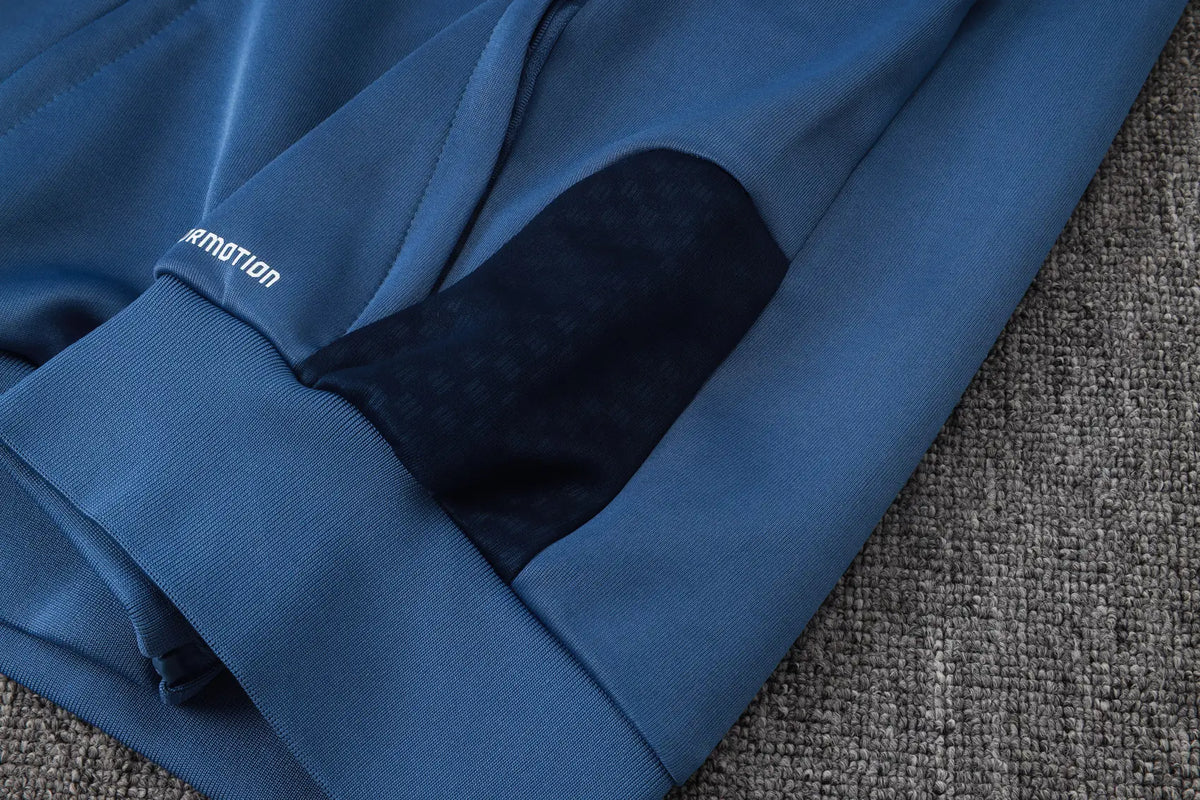 Tuta Full-zip Bayern Munich 26/27 Uomo Blu Navy | Tuta da Calcio - CalcioVivo