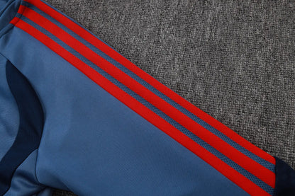 Tuta Full-zip Bayern Munich 26/27 Uomo Blu Navy | Tuta da Calcio - CalcioVivo
