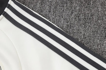 Tuta Full-zip Germania 26/27 Uomo Bianco e Nero | Tuta da Calcio - CalcioVivo