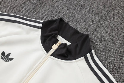 Tuta Full-zip Germania 26/27 Uomo Bianco e Nero | Tuta da Calcio - CalcioVivo