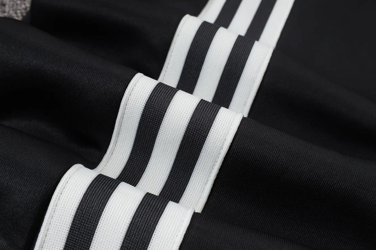 Tuta Full-zip Germania 26/27 Uomo Bianco e Nero | Tuta da Calcio - CalcioVivo