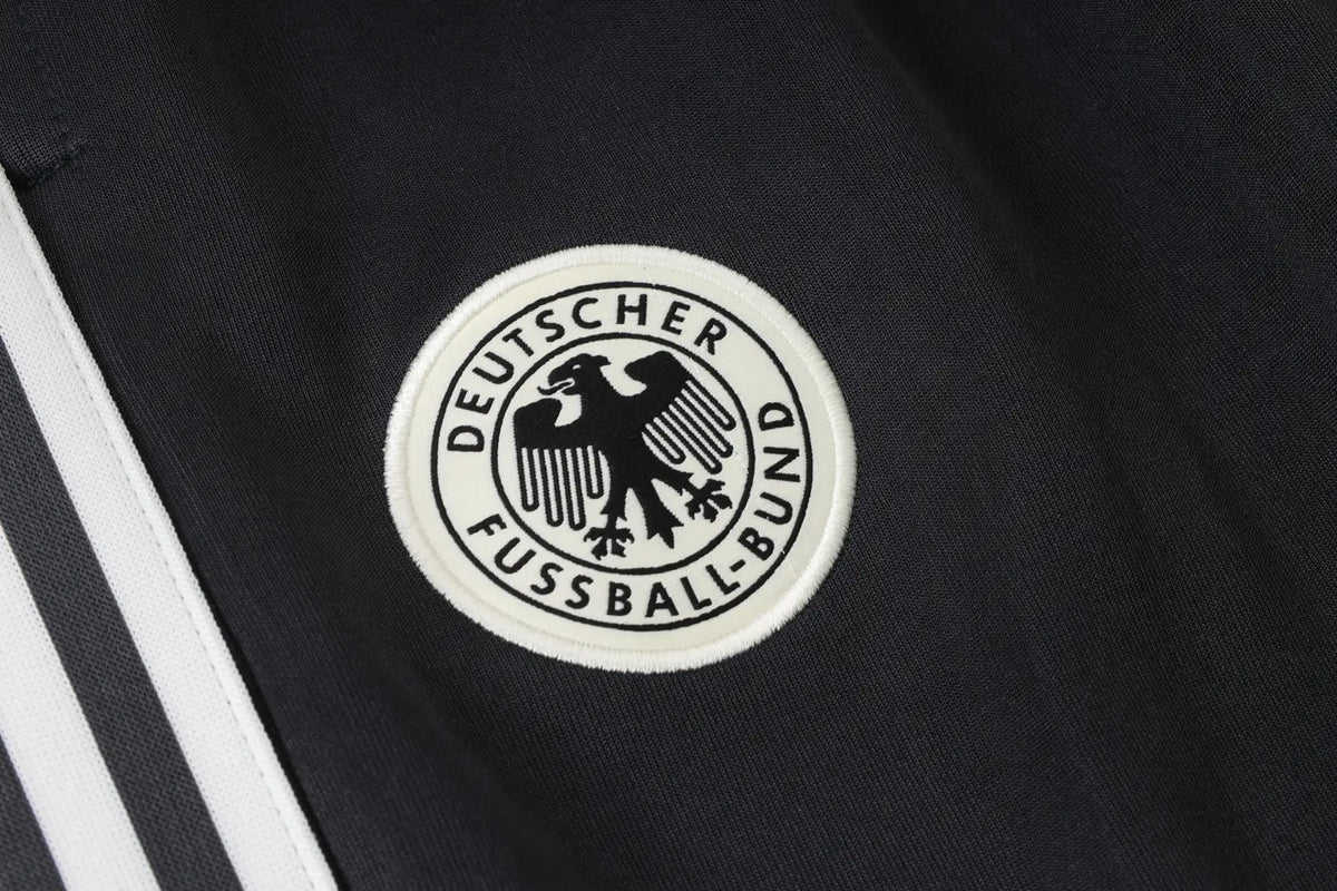 Tuta Full-zip Germania 26/27 Uomo Bianco e Nero | Tuta da Calcio - CalcioVivo