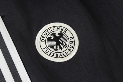 Tuta Full-zip Germania 26/27 Uomo Bianco e Nero | Tuta da Calcio - CalcioVivo