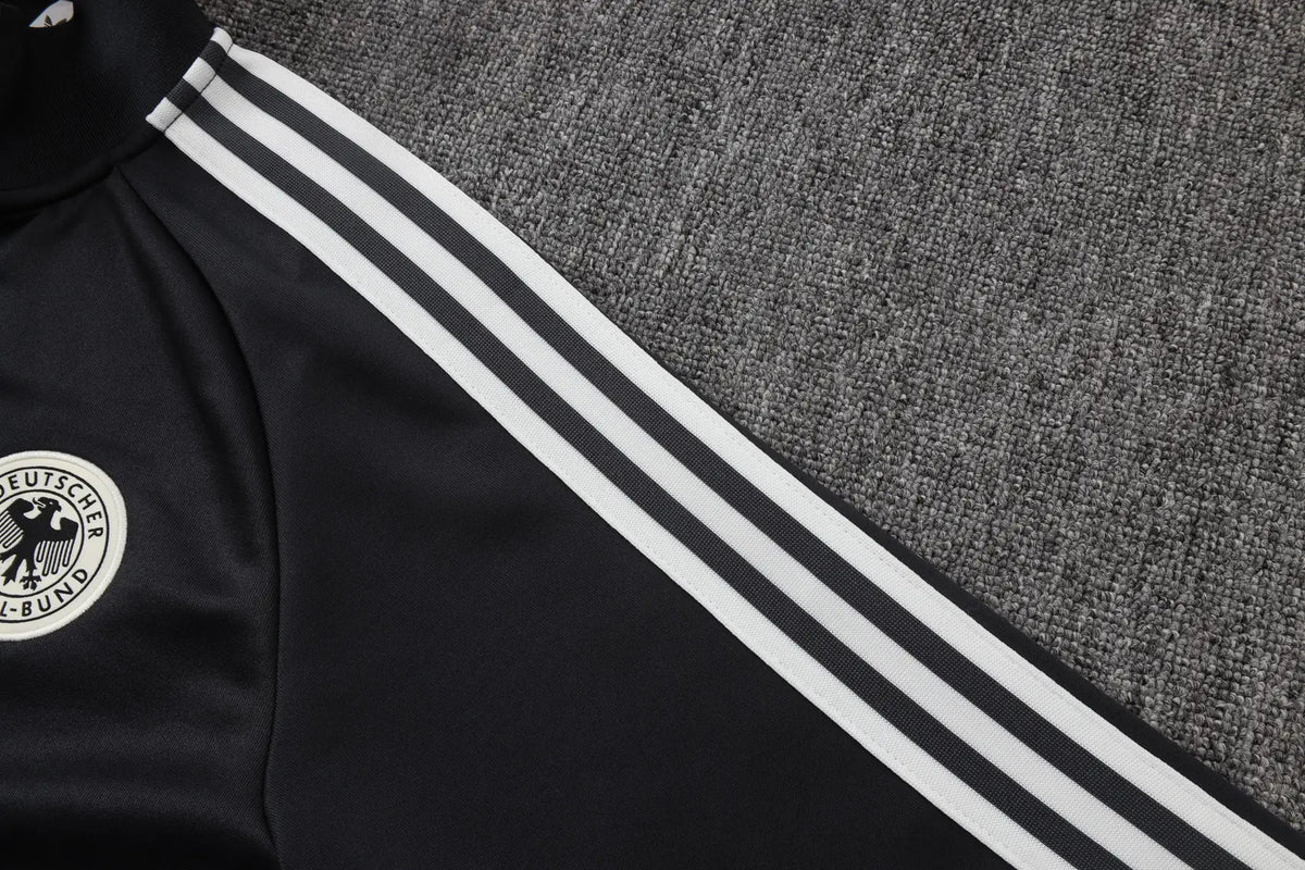 Tuta Full-zip Germania 26/27 Uomo Nero | Tuta da Calcio - CalcioVivo