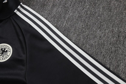 Tuta Full-zip Germania 26/27 Uomo Nero | Tuta da Calcio - CalcioVivo