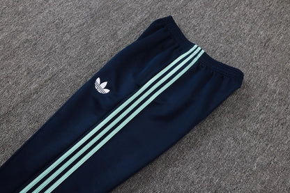 Tuta Full-zip Italia 26/27 Uomo Blu Navy | Tuta da Calcio - CalcioVivo