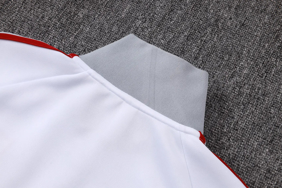 Tuta Full-zip Liverpool 26/27 Uomo Bianco e Grigio | Tuta da Calcio - CalcioVivo