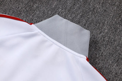 Tuta Full-zip Liverpool 26/27 Uomo Bianco e Grigio | Tuta da Calcio - CalcioVivo