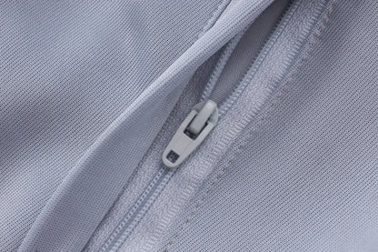 Tuta Full-zip Liverpool 26/27 Uomo Bianco e Grigio | Tuta da Calcio - CalcioVivo