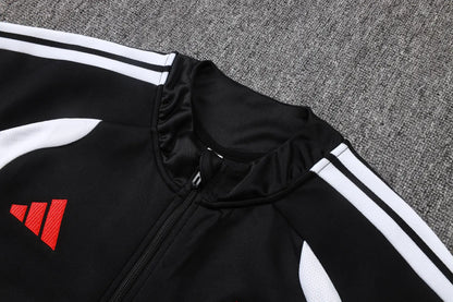 Tuta Full-zip Liverpool 26/27 Uomo Nero | Tuta da Calcio - CalcioVivo