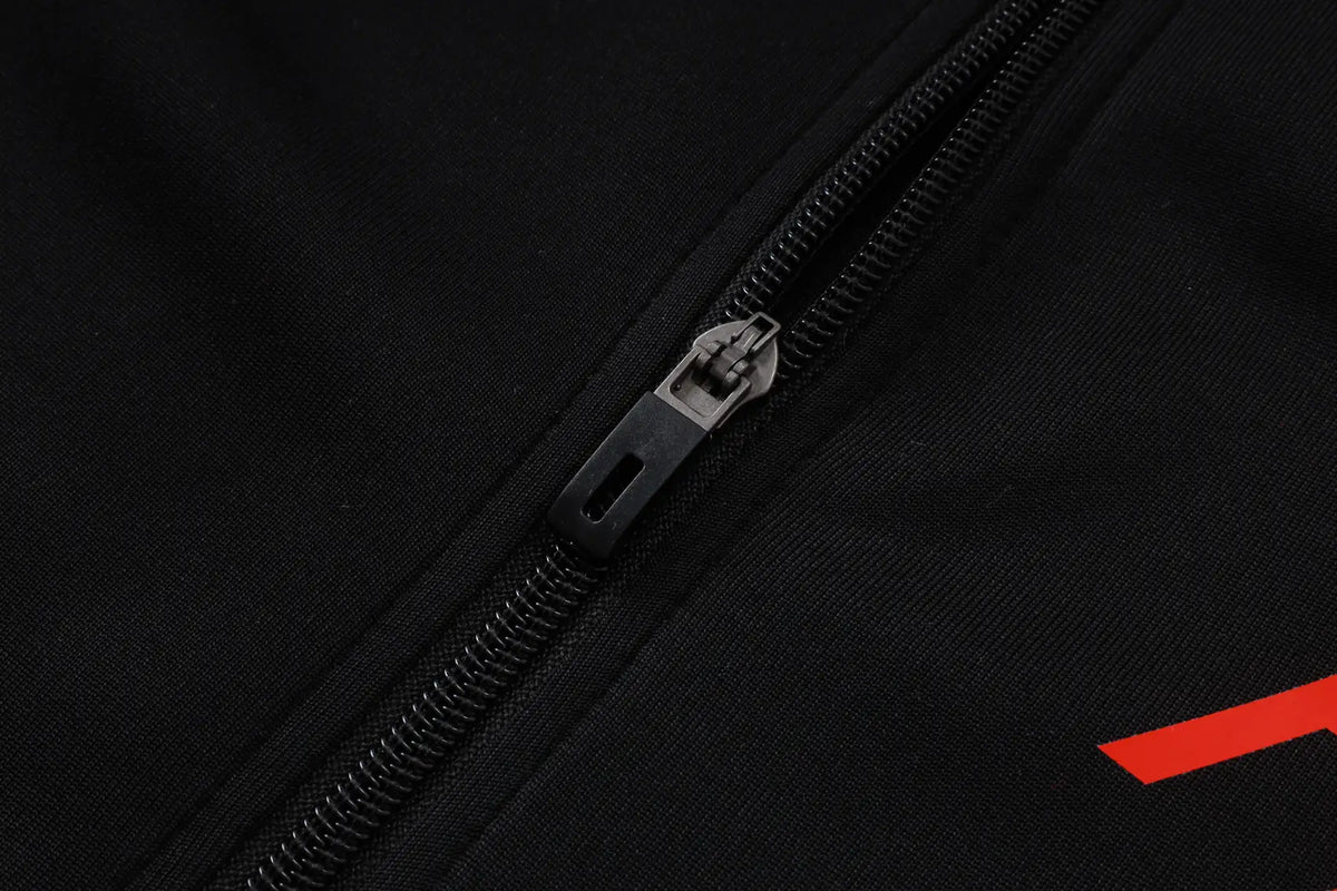 Tuta Full-zip Liverpool 26/27 Uomo Nero | Tuta da Calcio - CalcioVivo
