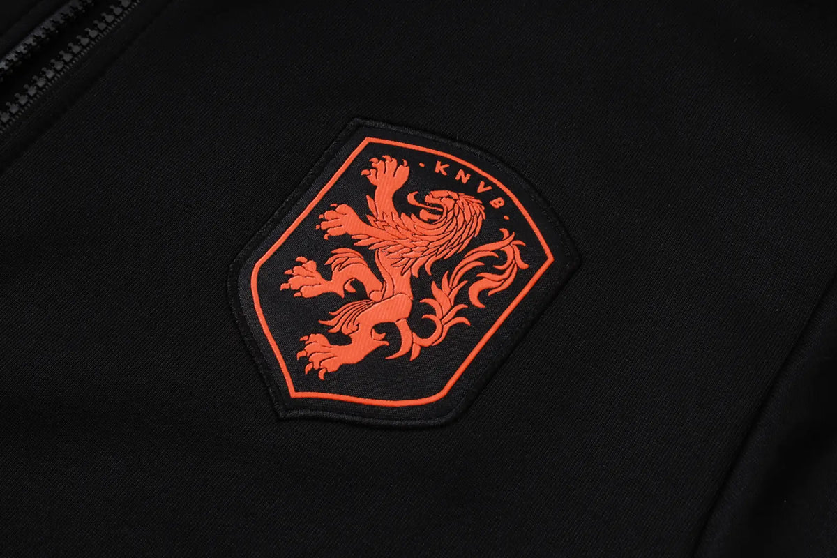Tuta Full-zip Olanda 26/27 Uomo Nero | Tuta da Calcio - CalcioVivo