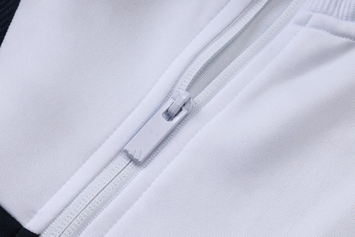 Tuta Full-zip Real Madrid 26/27 Uomo Bianco | Tuta da Calcio - CalcioVivo
