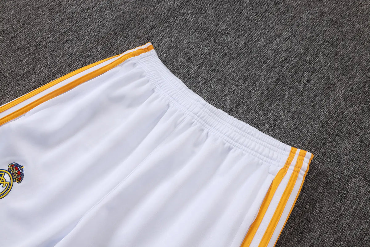 Tuta Full-zip Real Madrid 26/27 Uomo Bianco | Tuta da Calcio - CalcioVivo
