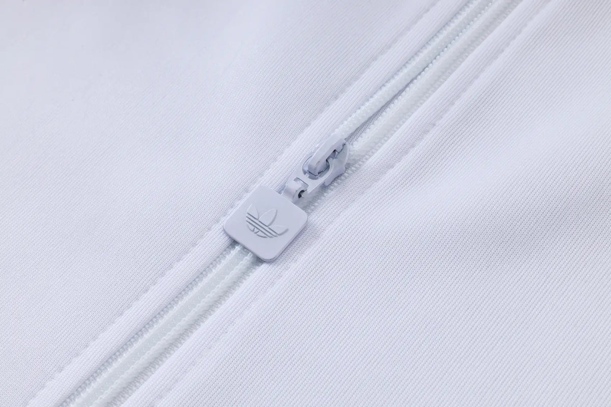 Tuta Full-zip Real Madrid 26/27 Uomo Bianco e Blu Navy | Tuta da Calcio - CalcioVivo