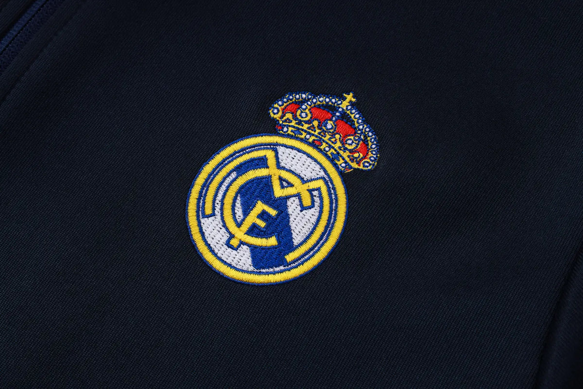 Tuta Full-zip Real Madrid 26/27 Uomo Blu Navy | Tuta da Calcio - CalcioVivo