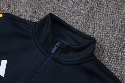 Tuta Full-zip Real Madrid 26/27 Uomo Blu Navy | Tuta da Calcio - CalcioVivo