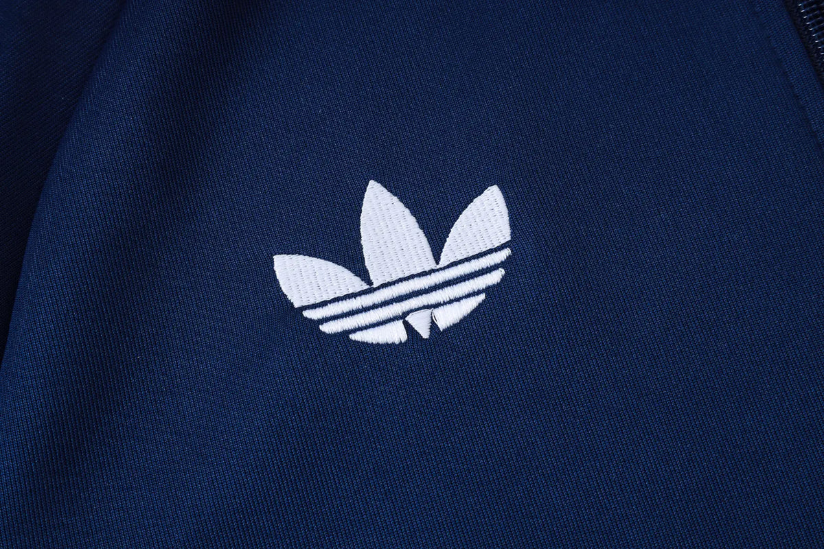 Tuta Full-zip Real Madrid 26/27 Uomo Blu Navy | Tuta da Calcio - CalcioVivo