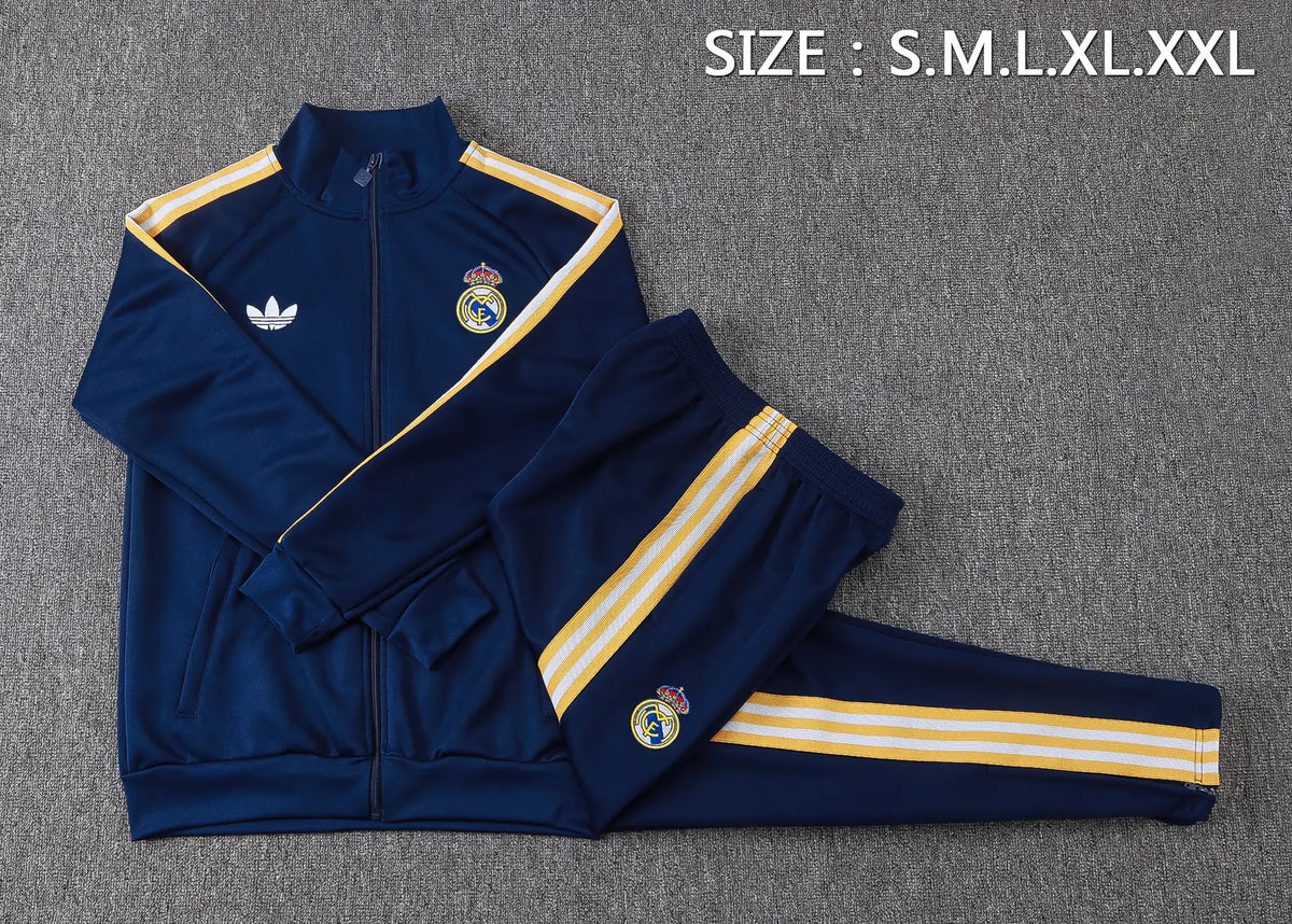 Tuta Full-zip Real Madrid 26/27 Uomo Blu Navy | Tuta da Calcio - CalcioVivo