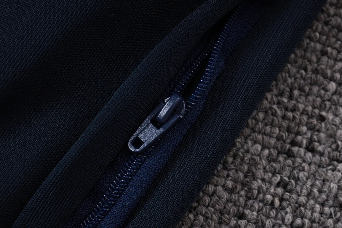 Tuta Full-zip Real Madrid 26/27 Uomo Blu Navy | Tuta da Calcio - CalcioVivo