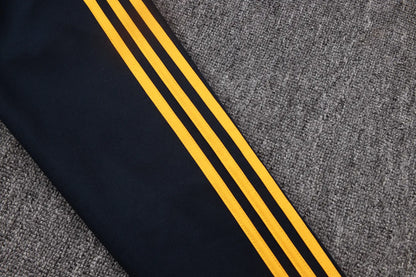 Tuta Full-zip Real Madrid 26/27 Uomo Blu Navy | Tuta da Calcio - CalcioVivo