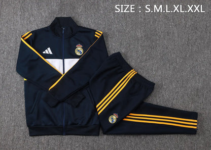 Tuta Full-zip Real Madrid 26/27 Uomo Blu Navy | Tuta da Calcio - CalcioVivo